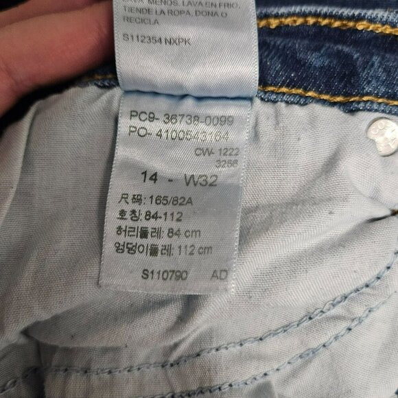 Signature By Levi Strauss & Co. Boyfriend Jeans Size 14 Dark Wash Denim Casual - Picture 8 of 9